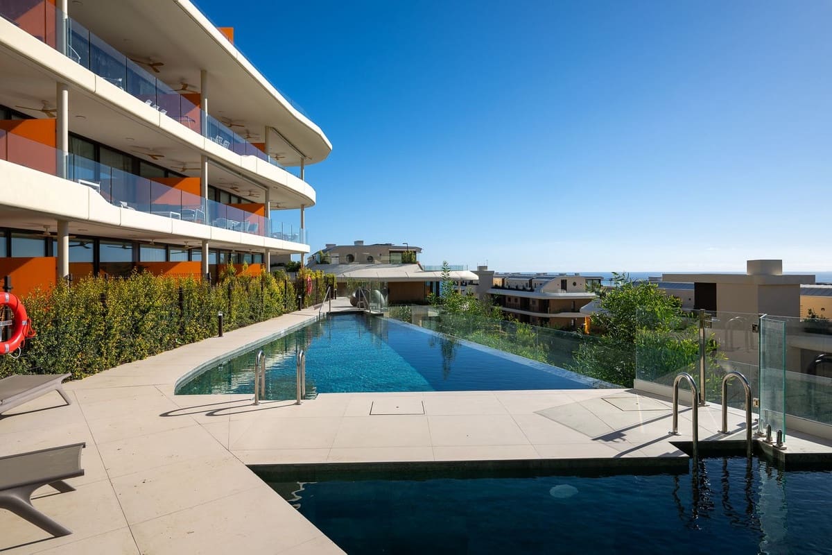 3 soverom Leilighet til salgs i Fuengirola med svømmebasseng garasje - € 799 000 (Ref: 9480311)