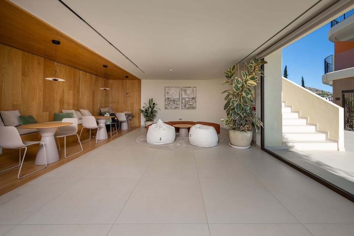 3 soverom Leilighet til salgs i Fuengirola med svømmebasseng garasje - € 799 000 (Ref: 9480311)