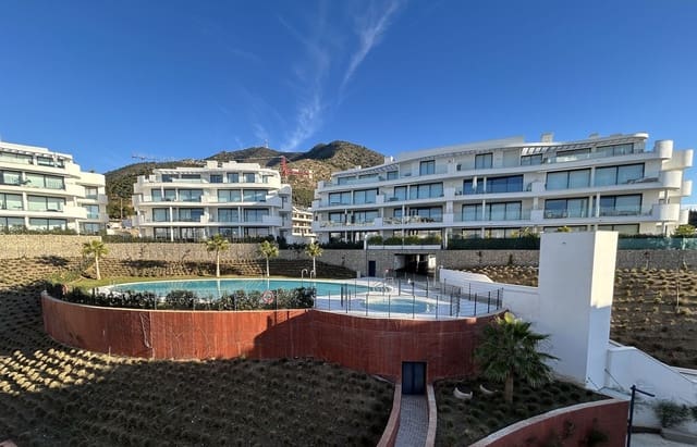 3 slaapkamer Appartement te koop in Centro ciudad, Fuengirola met zwembad - € 799.000 (Ref: 9480312)
