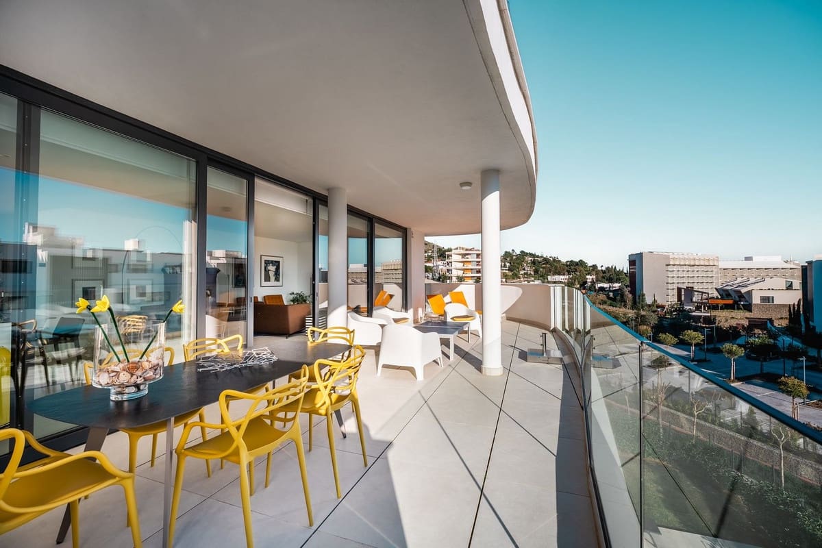 3 slaapkamer Appartement te koop in Fuengirola met zwembad - € 799.000 (Ref: 9480312)