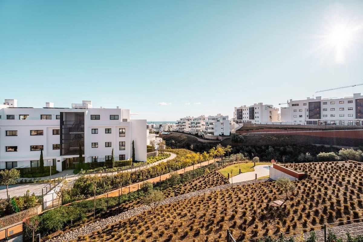 3 slaapkamer Appartement te koop in Fuengirola met zwembad - € 799.000 (Ref: 9480312)