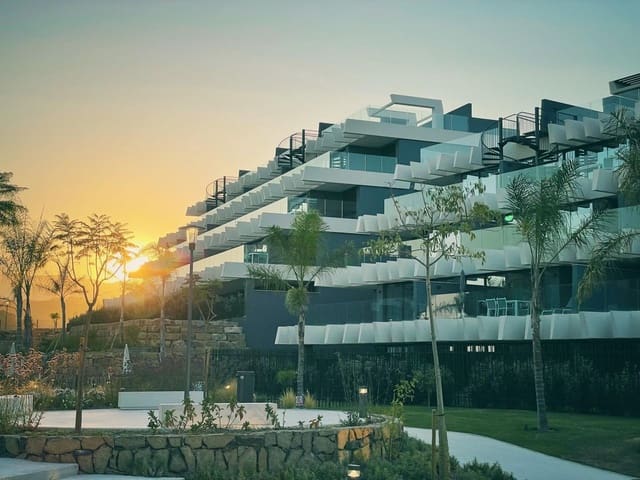 3 soveværelse Lejlighed til salg i Centro, Estepona med swimmingpool - € 799.000 (Ref: 9480313)