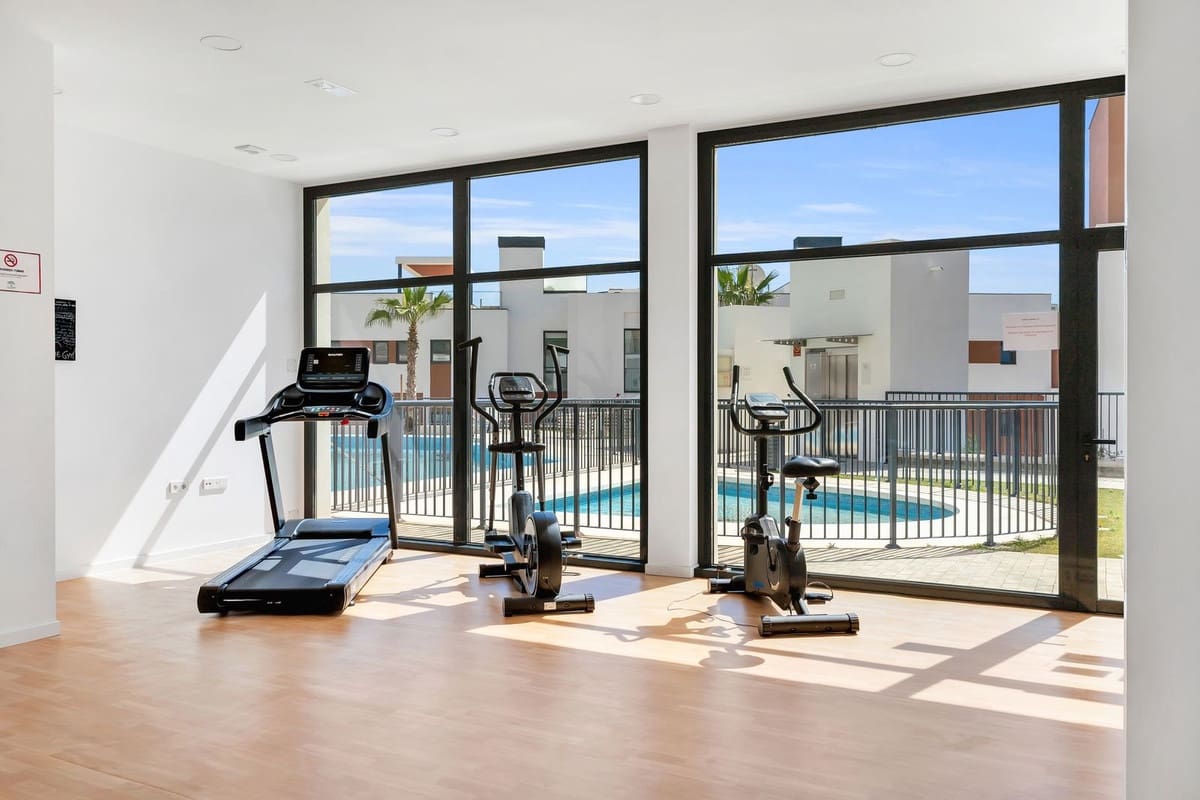 4 soverom Leilighet til salgs i Fuengirola med svømmebasseng garasje - € 799 000 (Ref: 9480314)