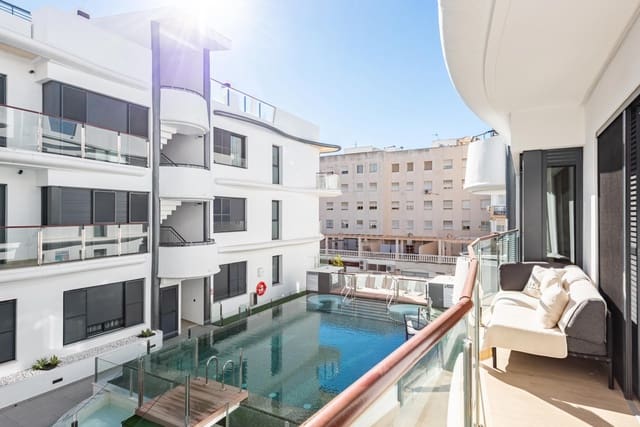 4 quarto Apartamento para venda em Centro, Estepona com piscina garagem - 799 000 € (Ref: 9480316)