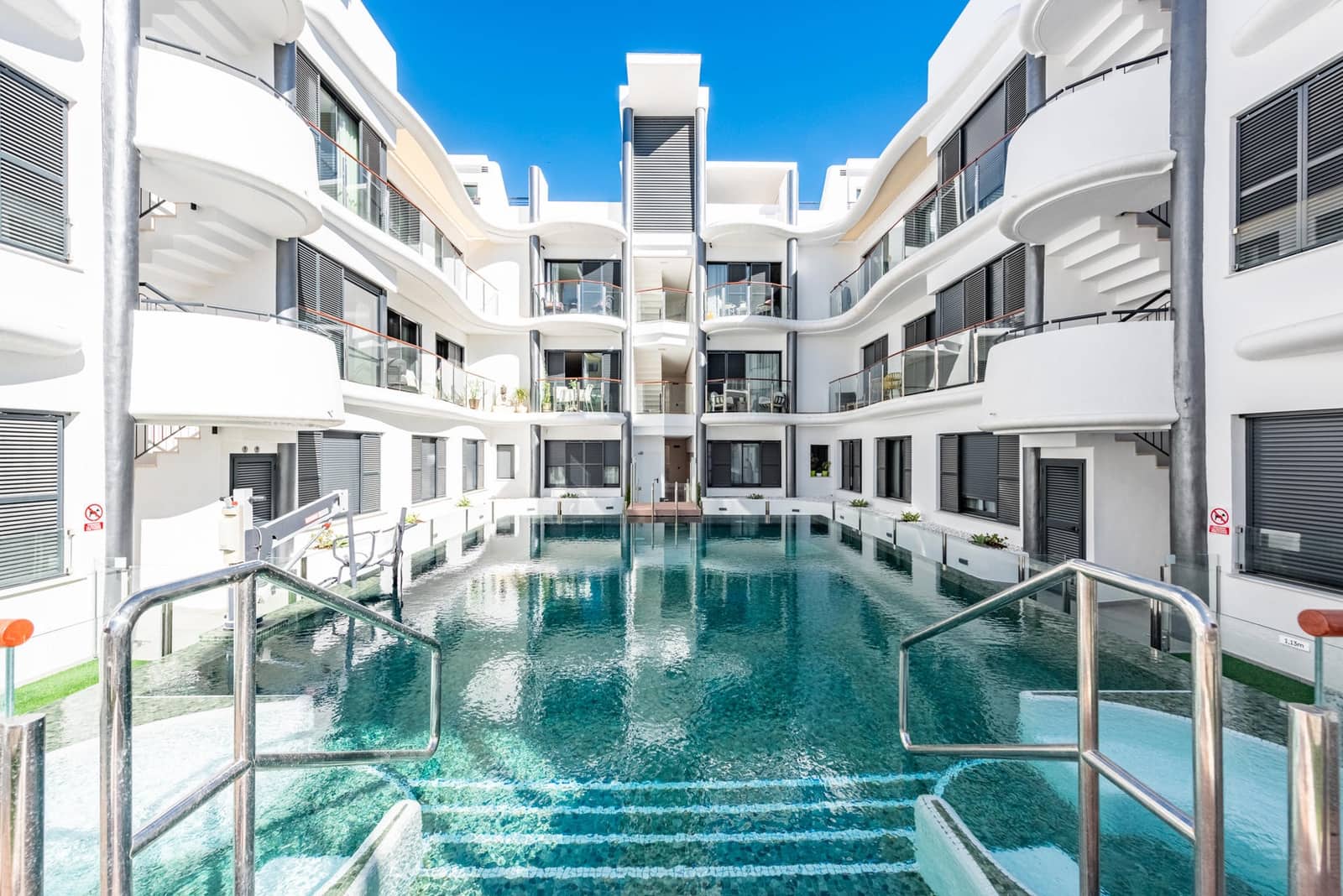 4 camera da letto Appartamento in vendita in Estepona con piscina garage - 799.000 € (Rif: 9480317)