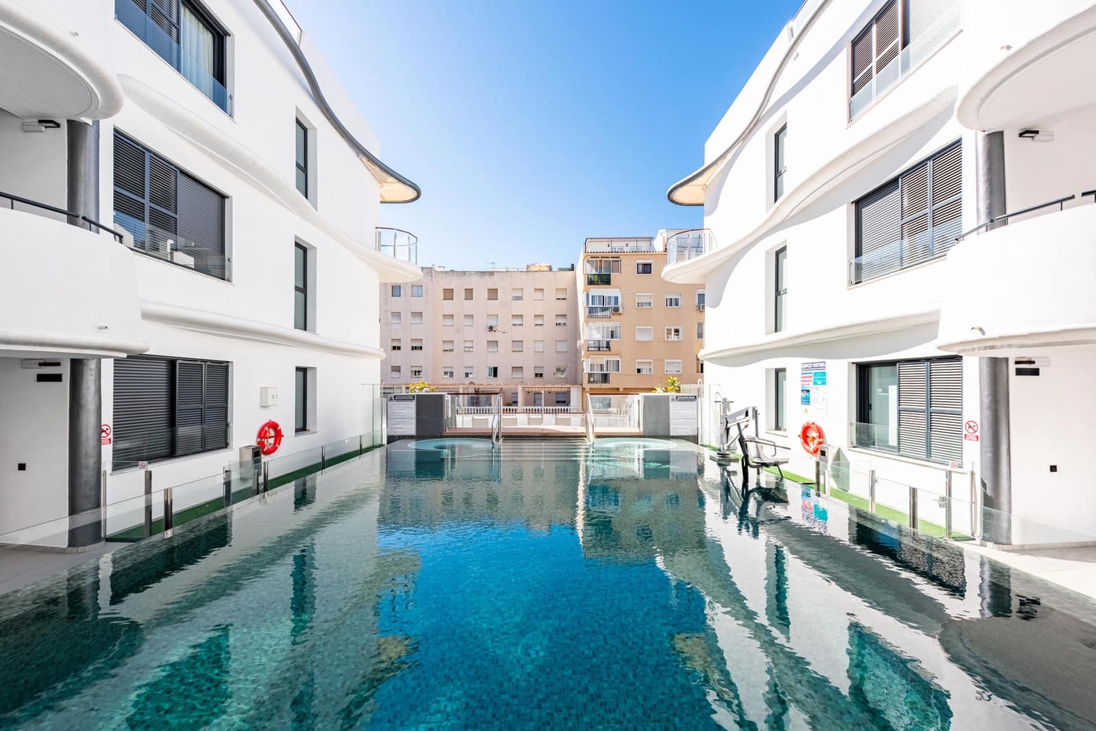 4 camera da letto Appartamento in vendita in Estepona con piscina garage - 799.000 € (Rif: 9480317)