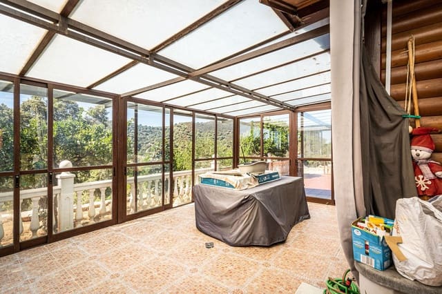 Finca/Casa Rural de 3 habitaciones en Centro, Estepona en venta con piscina - 810.000 € (Ref: 9480321)