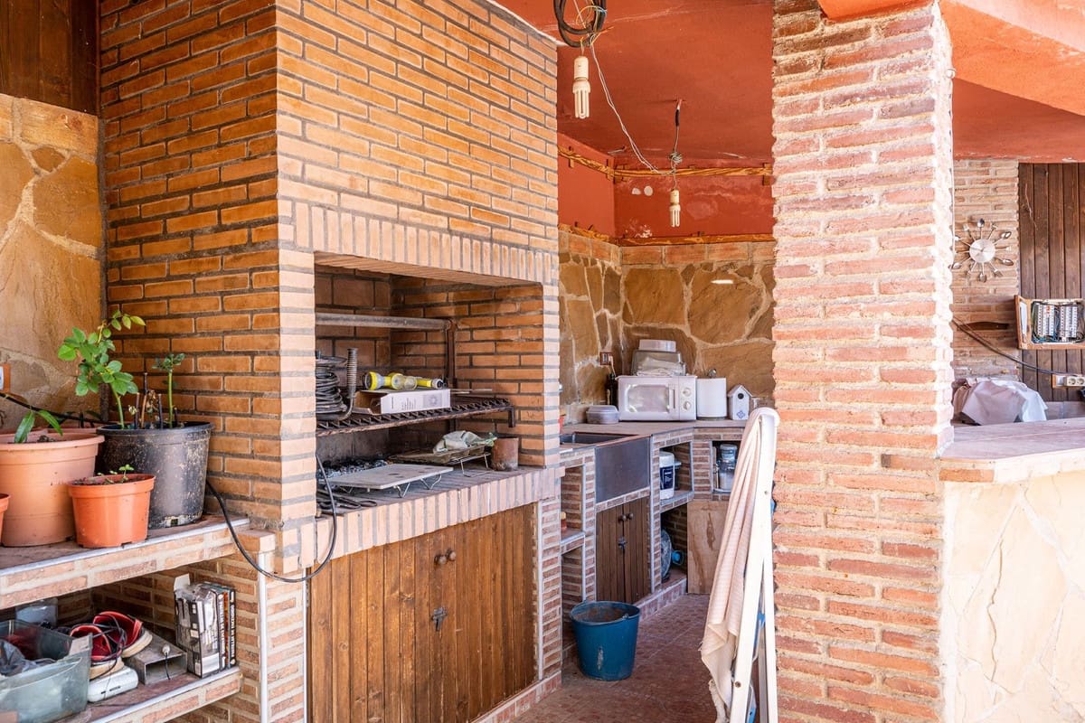 Finca/Casa Rural de 3 habitaciones en Estepona en venta con piscina - 810.000 € (Ref: 9480321)