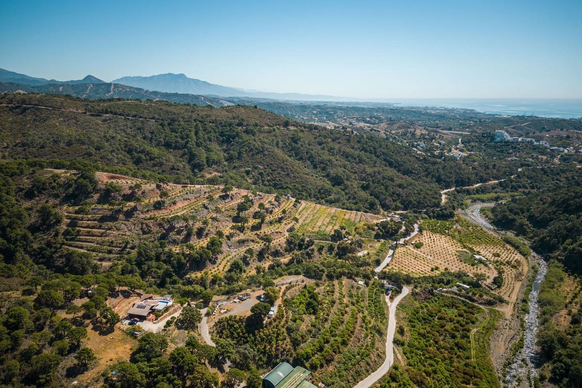 Finca/Casa Rural de 3 habitaciones en Estepona en venta con piscina - 810.000 € (Ref: 9480321)