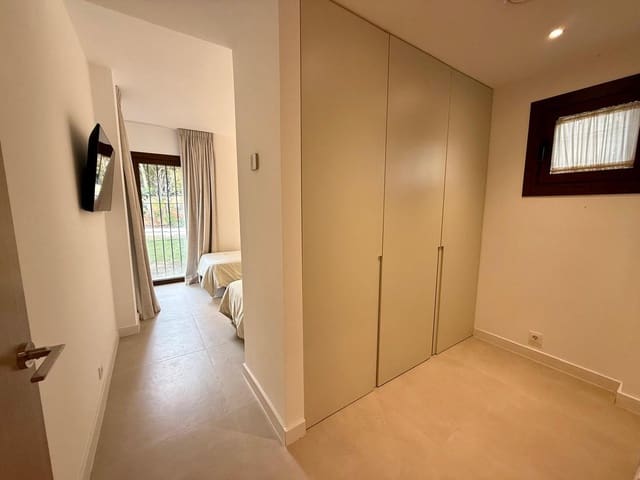 3 Zimmer Apartment zu verkaufen in La Dama de Noche - La Alzambra, Marbella mit Pool - 820.000 € (Ref: 9480323)