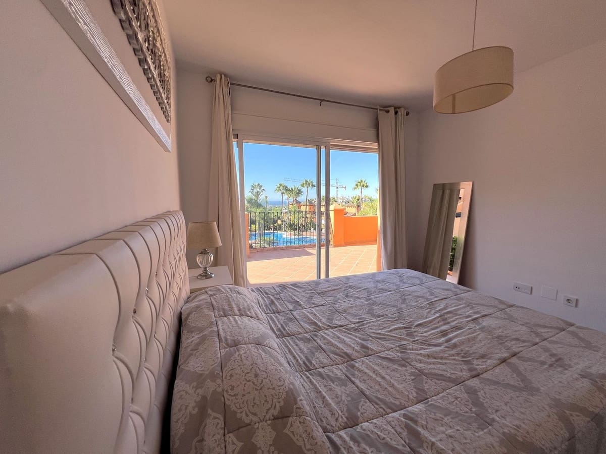 4 bedroom Townhouse for sale in Benahavis with pool - € 820,000 (Ref: 9480324)