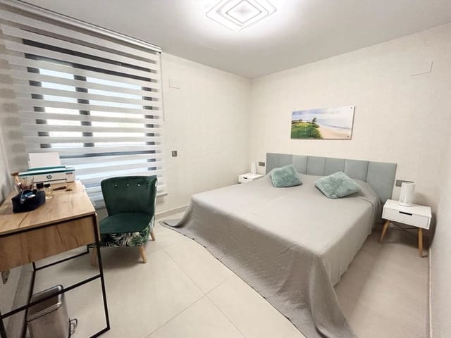 3 sovrum Lägenhet till salu i La Quinta, Benahavís med pool garage - 825 000 € (Ref: 9480327)