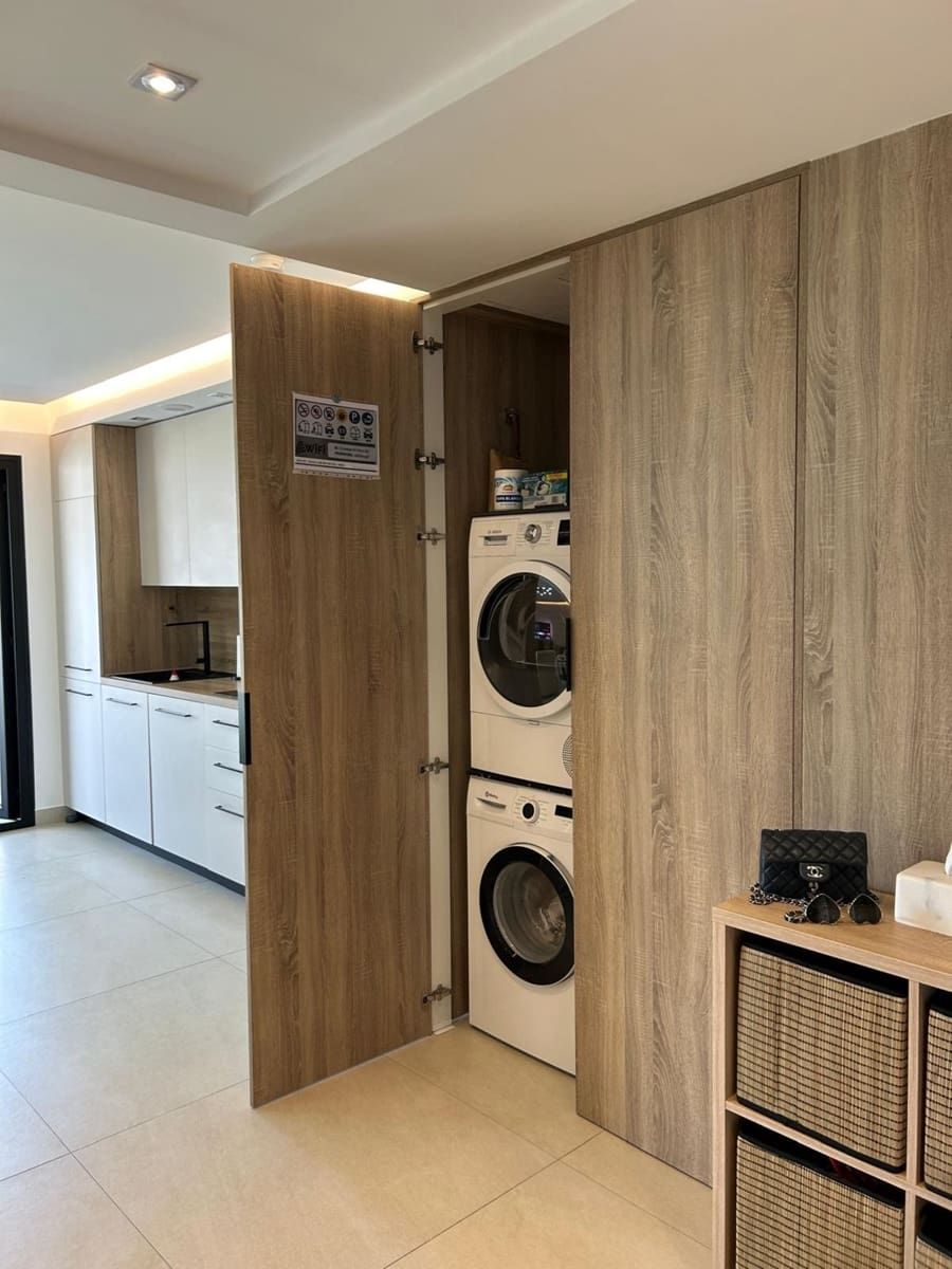 3 bedroom Apartment for sale in La Quinta with pool garage - € 825,000 (Ref: 9480327)