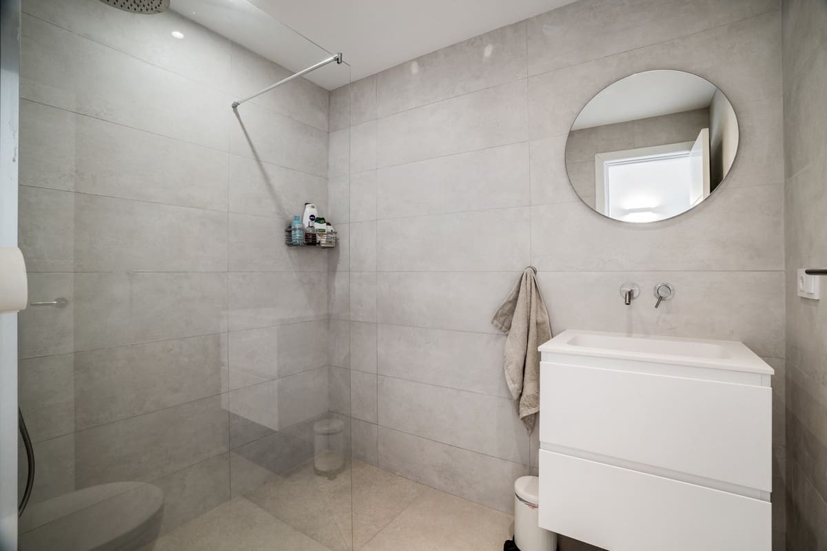 3 soveværelse Penthouse til salg i Nueva Andalucia med swimmingpool - € 825.000 (Ref: 9480328)