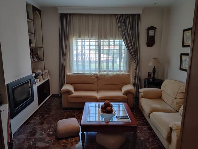 4 camera da letto Villa in vendita in Alhaurín de la Torre con piscina - 825.000 € (Rif: 9480330)