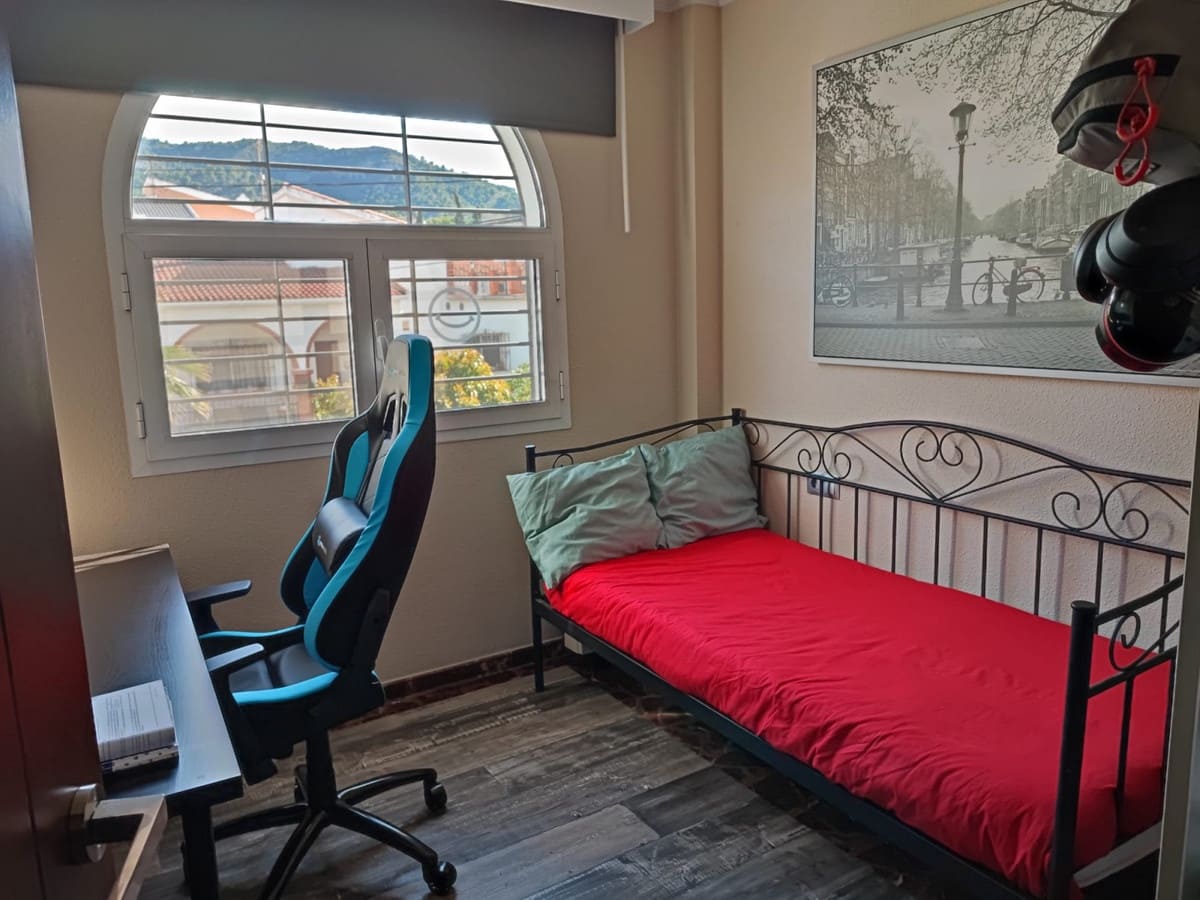 4 bedroom Villa for sale in Alhaurin de la Torre with pool - € 825,000 (Ref: 9480330)