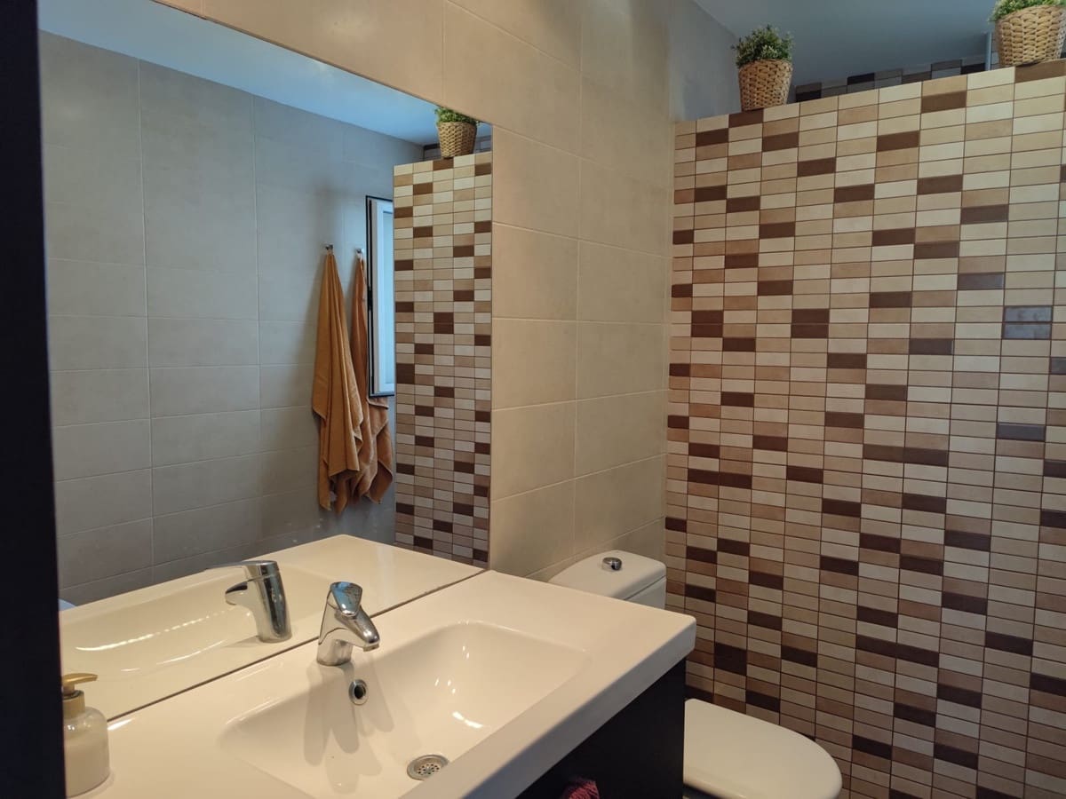 4 bedroom Villa for sale in Alhaurin de la Torre with pool - € 825,000 (Ref: 9480330)