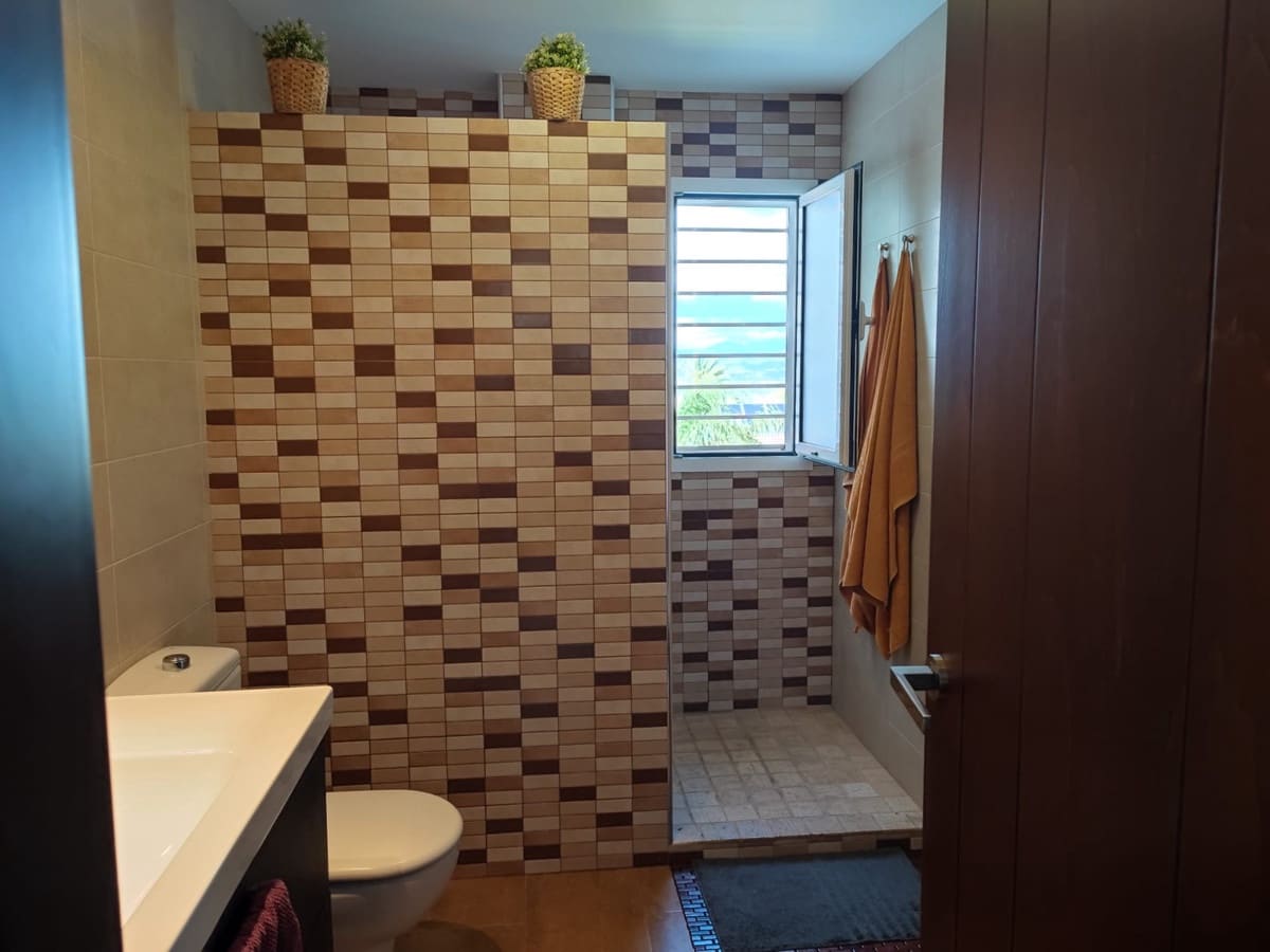 4 bedroom Villa for sale in Alhaurin de la Torre with pool - € 825,000 (Ref: 9480330)