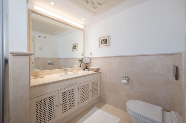 4 bedroom Townhouse for sale in Benahavís pueblo, Benahavís with pool - € 825,000 (Ref: 9480331)