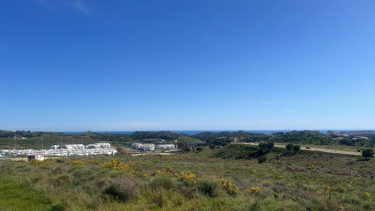 4 soveværelse Semi-Rækkehus til salg i La Cala de Mijas med swimmingpool garage - € 855.000 (Ref: 9480332)