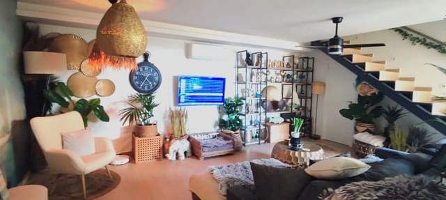 3 soveværelse Semi-Rækkehus til salg i Centro, Estepona - € 836.000 (Ref: 9480339)