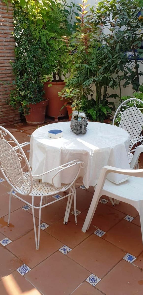 6 bedroom Villa for sale in Alhaurin de la Torre with garage - € 838,950 (Ref: 9480341)