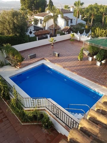6 bedroom Villa for sale in Alhaurín de la Torre with garage - € 838,950 (Ref: 9480341)