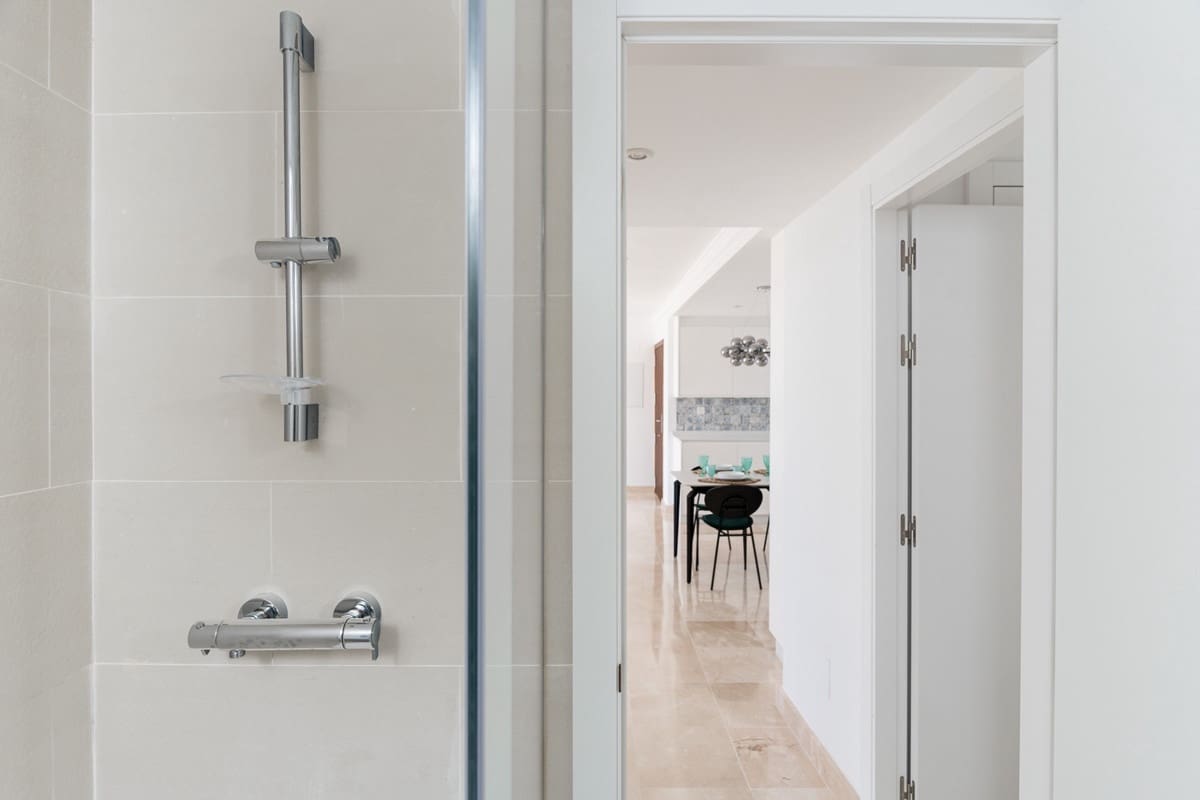 2 soveværelse Penthouse til salg i Benahavis med swimmingpool - € 839.000 (Ref: 9480342)