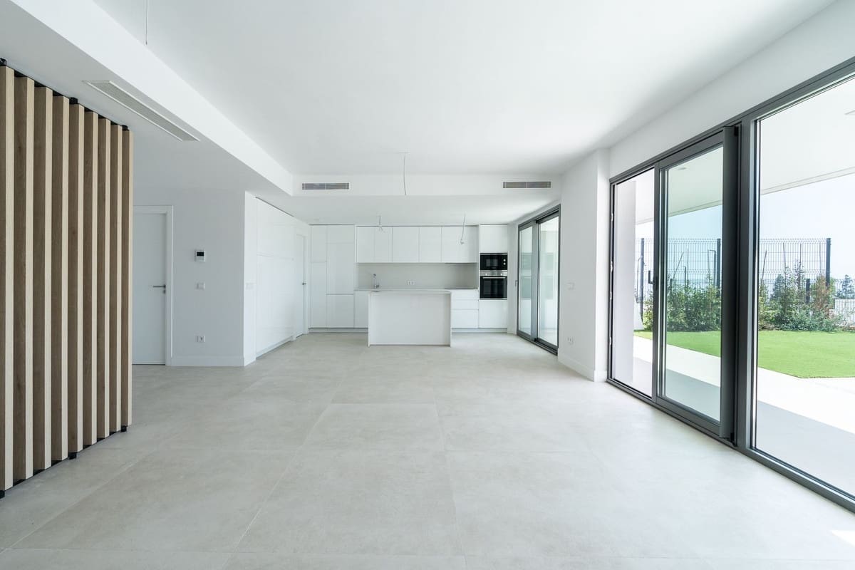 3 bedroom Townhouse for sale in El Chaparral with pool garage - € 845,000 (Ref: 9480349)