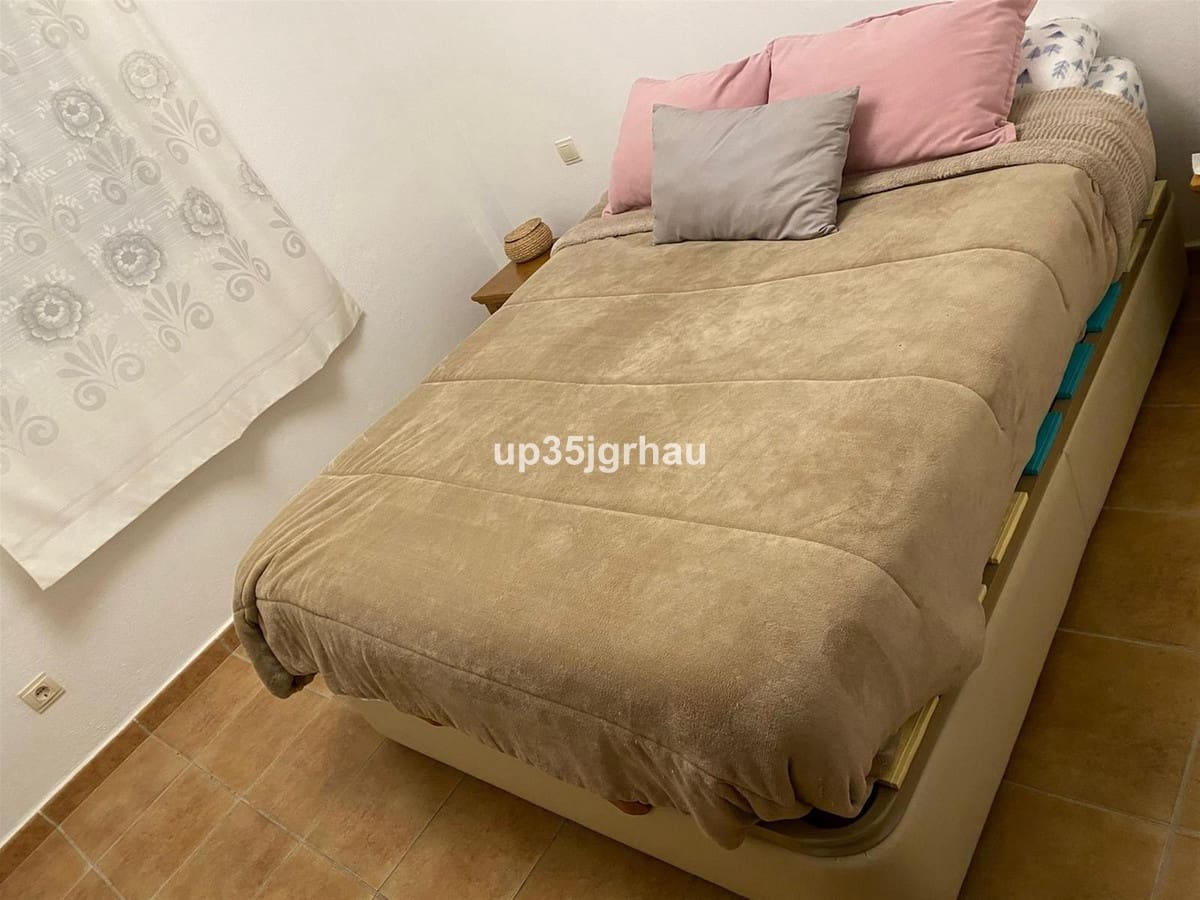 6 soverom Villa til salgs i Estepona med svømmebasseng garasje - € 849 900 (Ref: 9480354)