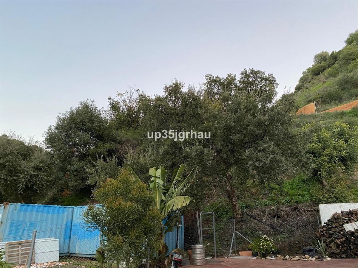 6 soverom Villa til salgs i Estepona med svømmebasseng garasje - € 849 900 (Ref: 9480354)