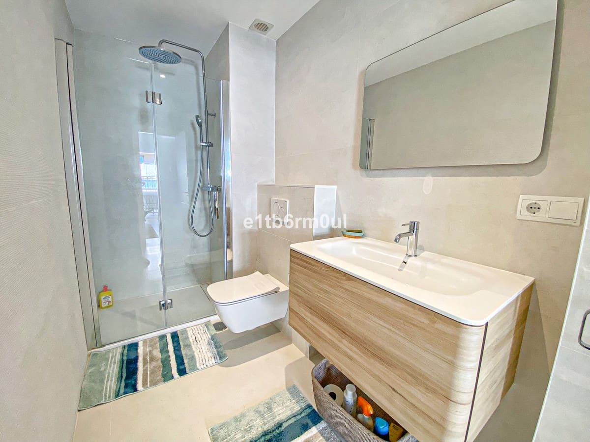 2 bedroom Penthouse for sale in Golden Mile with pool - € 850,000 (Ref: 9480357)