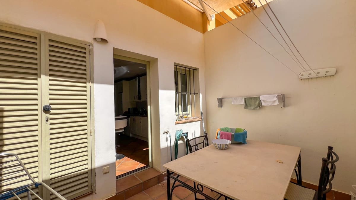 3 makuuhuone Omakotitalo myytävänä paikassa Sotogrande - 850 000 € (Ref: 9480366)