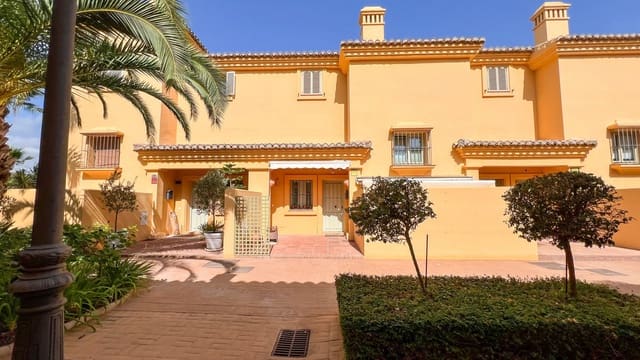 3 makuuhuone Omakotitalo myytävänä paikassa Sotogrande Alto, San Roque - 850 000 € (Ref: 9480366)