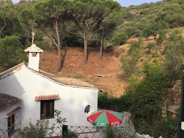 4 bedroom Finca/Country House for sale in Casares Pueblo, Casares with pool - € 850,000 (Ref: 9480367)