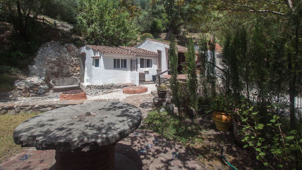 Finca/Casa Rural de 6 habitaciones en Gaucín en venta con piscina - 850.000 € (Ref: 9480368)