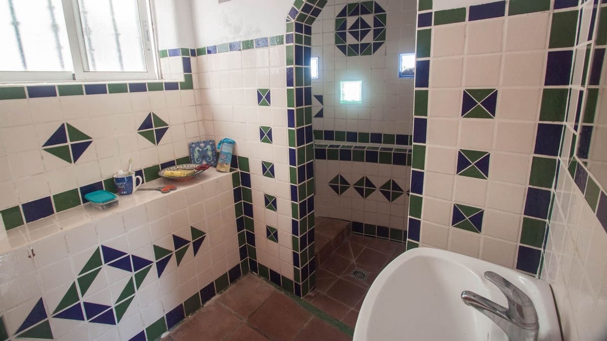 6 bedroom Finca/Country House for sale in Gaucin with pool - € 850,000 (Ref: 9480368)