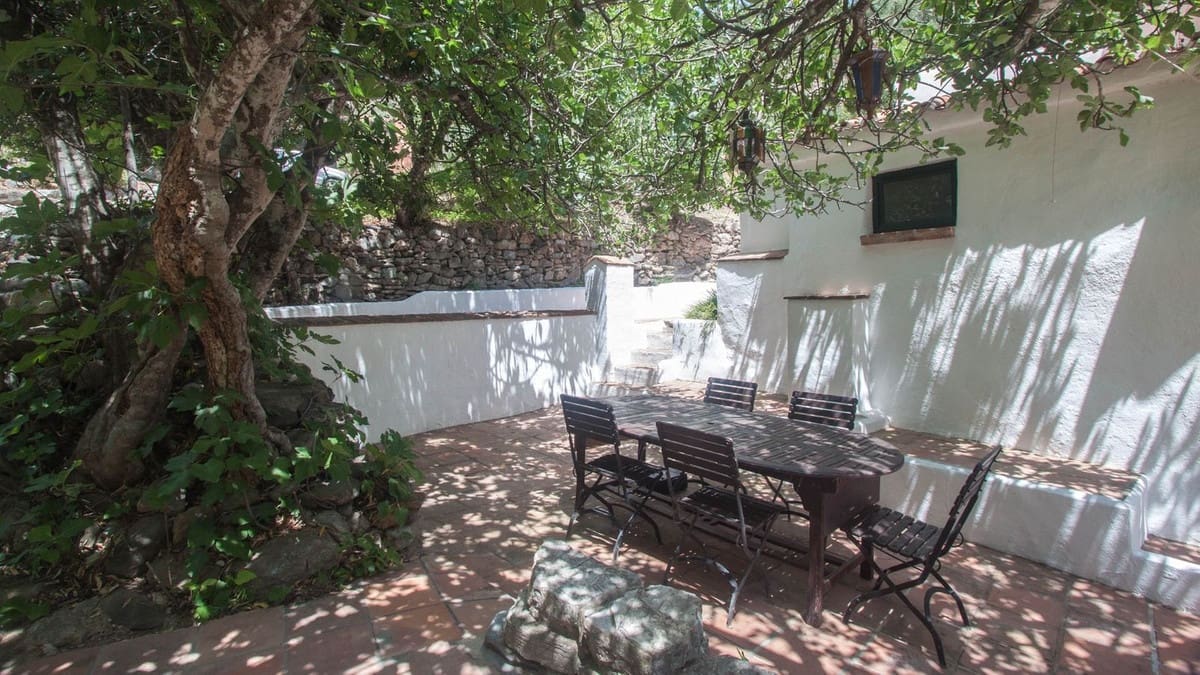 6 soveværelse Finca/Landehus til salg i Gaucin med swimmingpool - € 850.000 (Ref: 9480368)