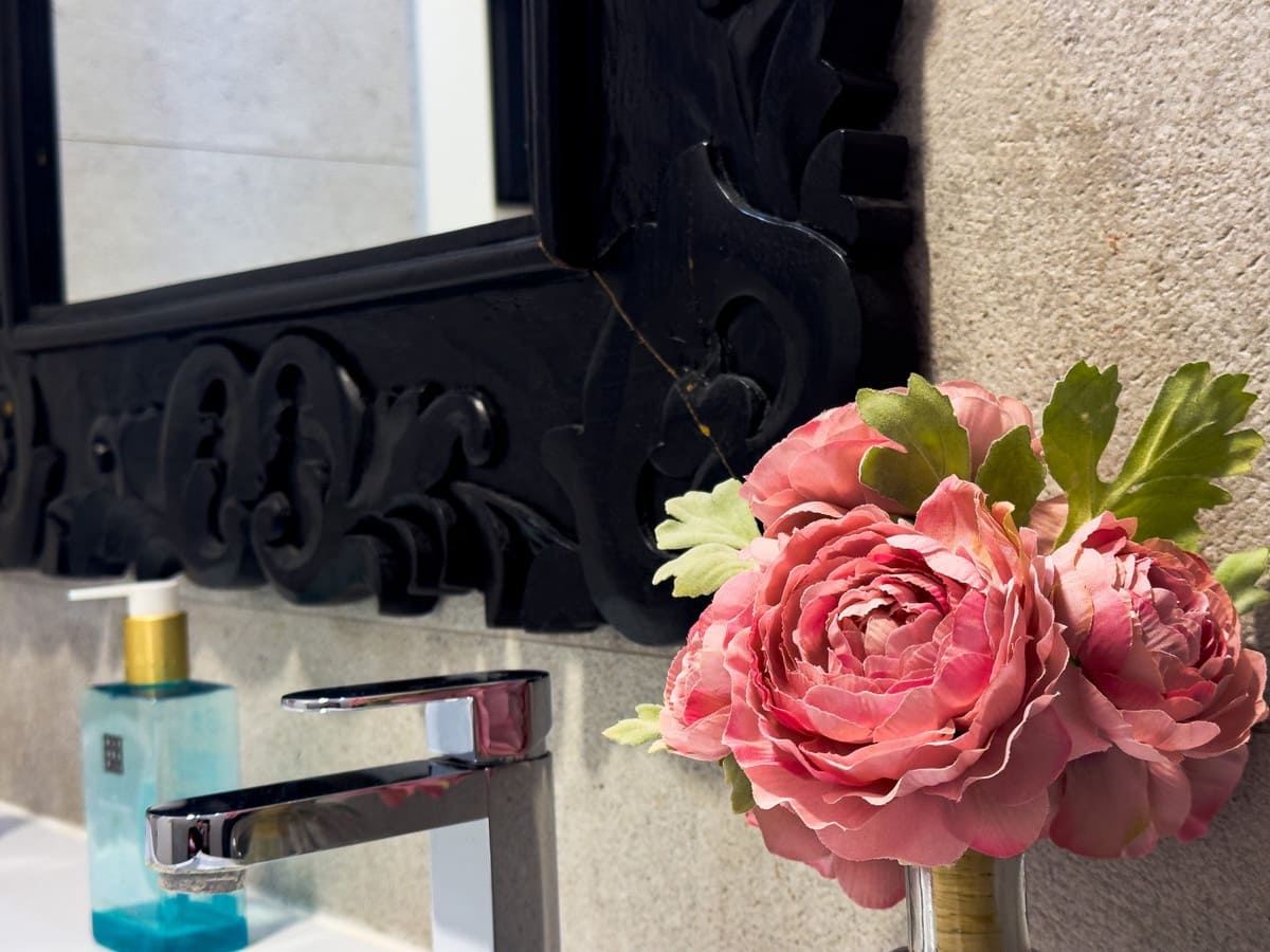 3 bedroom Apartment for sale in Estepona with pool - € 860,000 (Ref: 9480372)