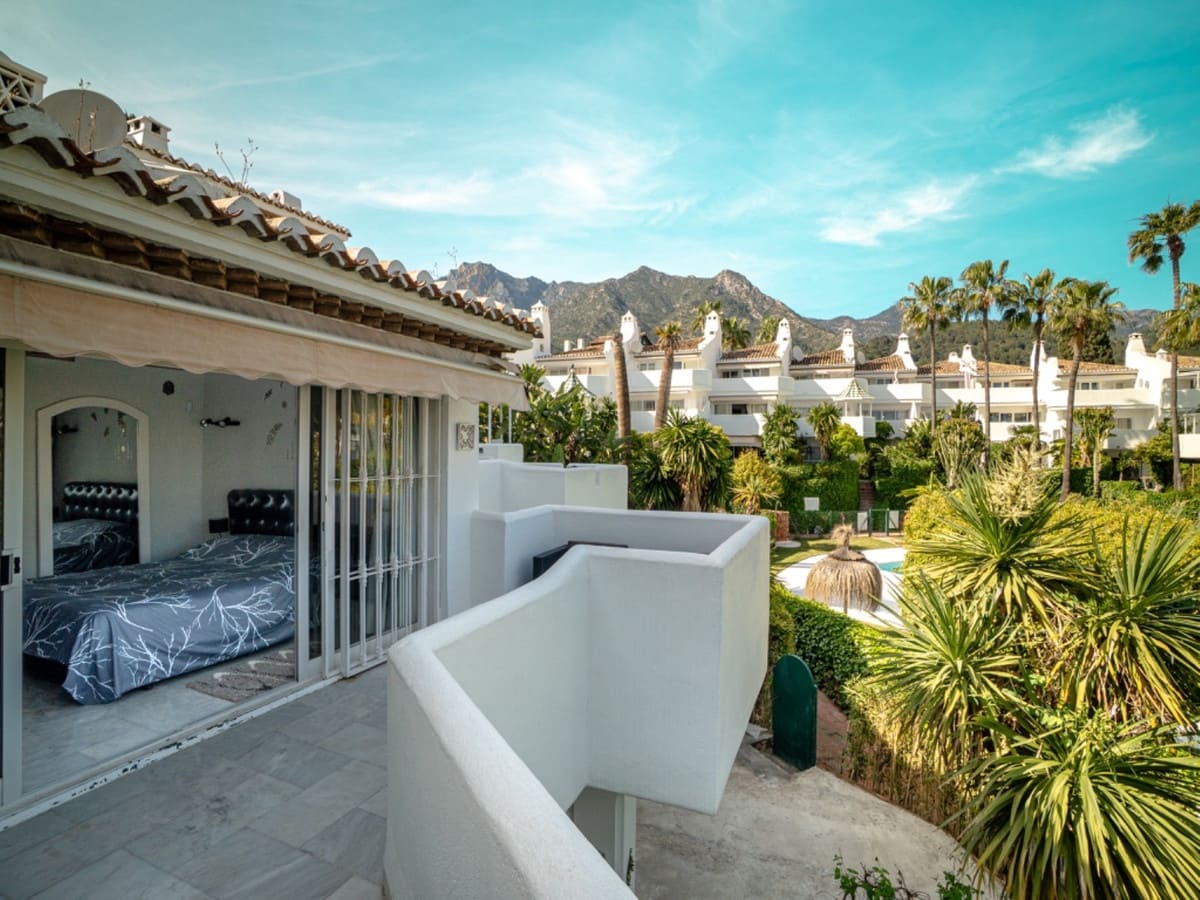 3 sovrum Hus till salu i Golden Mile med pool - 865 000 € (Ref: 9480374)