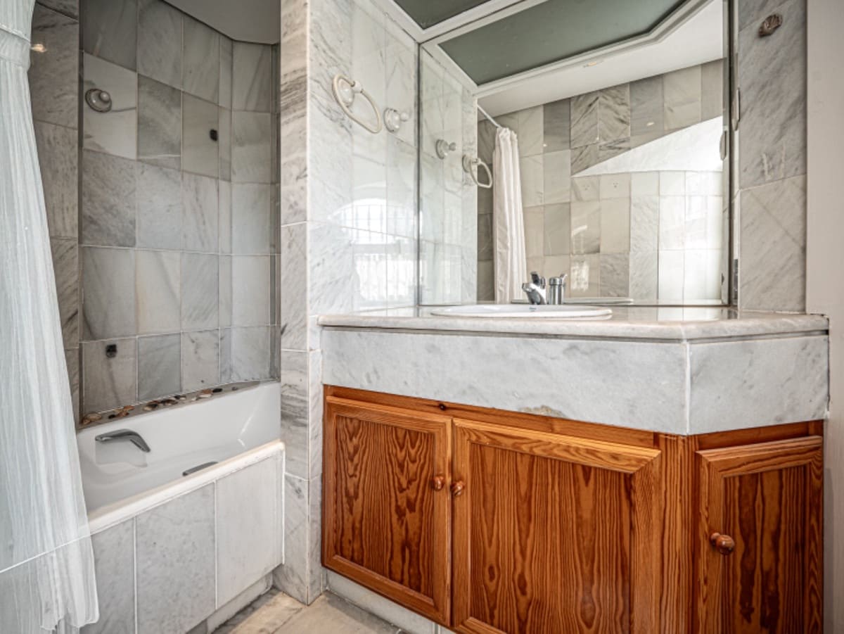 3 sovrum Hus till salu i Golden Mile med pool - 865 000 € (Ref: 9480374)