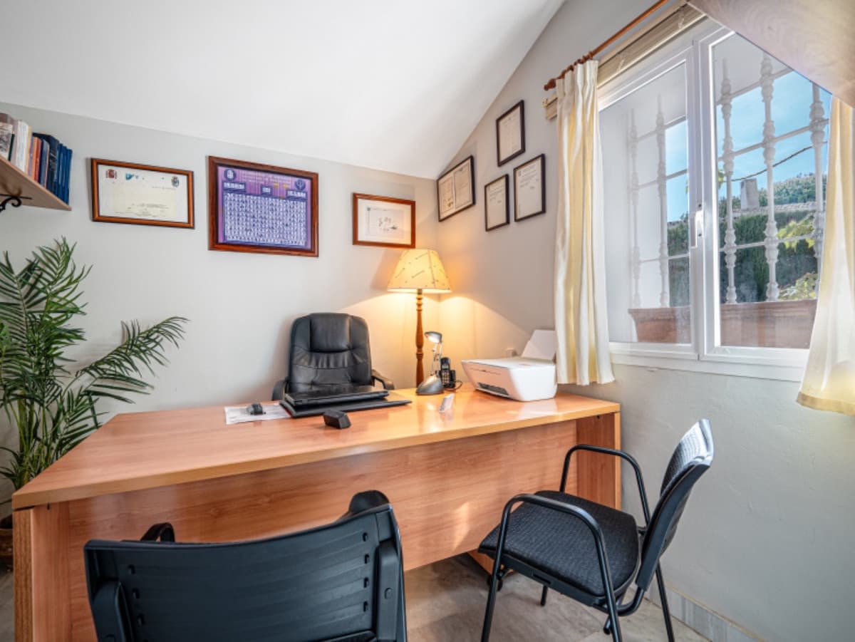 3 sovrum Hus till salu i Golden Mile med pool - 865 000 € (Ref: 9480374)