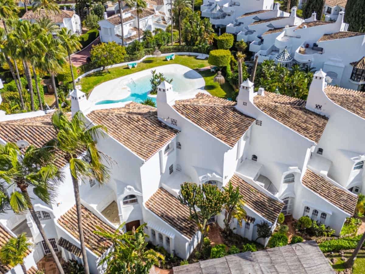 3 sovrum Hus till salu i Golden Mile med pool - 865 000 € (Ref: 9480374)