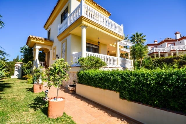 5 bedroom Villa for sale in Riviera del Sol, Mijas with pool garage - € 866,000 (Ref: 9480375)