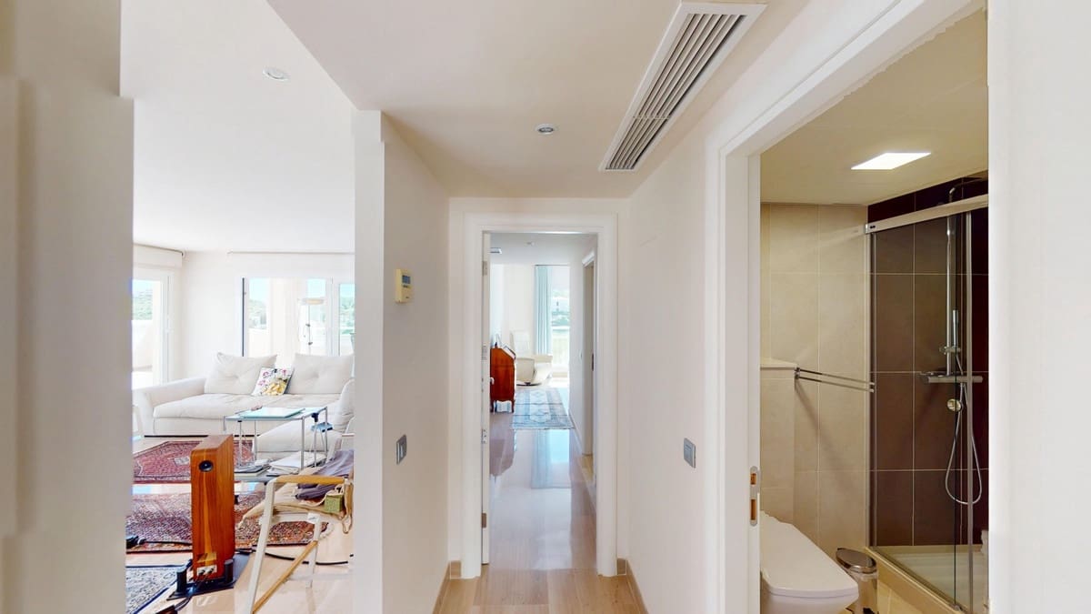 3 bedroom Penthouse for sale in Mijas with pool garage - € 875,000 (Ref: 9480380)