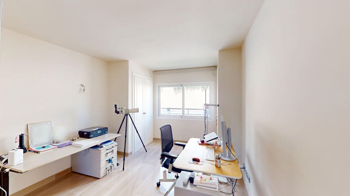 3 bedroom Penthouse for sale in Mijas with pool garage - € 875,000 (Ref: 9480380)