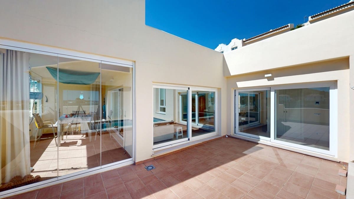 3 bedroom Penthouse for sale in Mijas with pool garage - € 875,000 (Ref: 9480380)