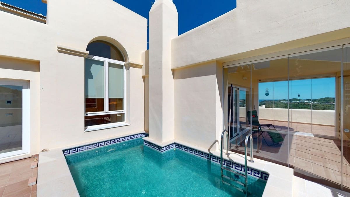 3 bedroom Penthouse for sale in Mijas with pool garage - € 875,000 (Ref: 9480380)