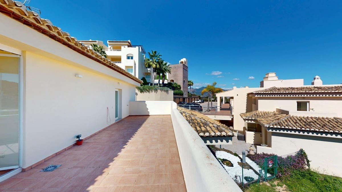 3 bedroom Penthouse for sale in Mijas with pool garage - € 875,000 (Ref: 9480380)