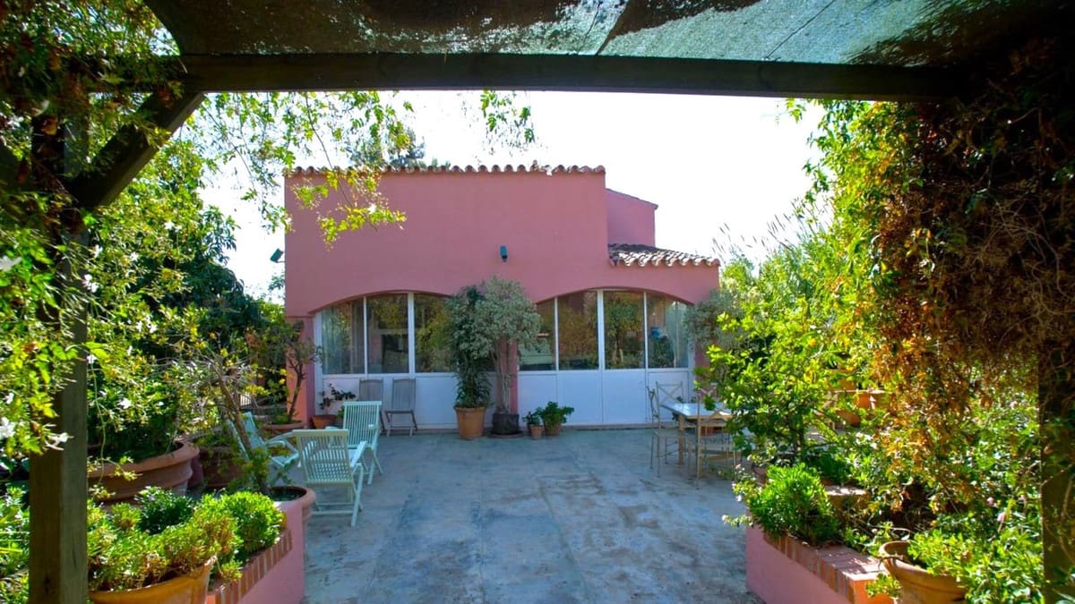 3 quarto Quinta/Casa Rural para venda em Estepona - 875 000 € (Ref: 9480385)